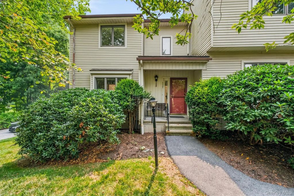 117 Krystal Drive, Somers