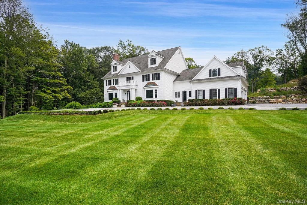 487 Bedford Center Road, Bedford