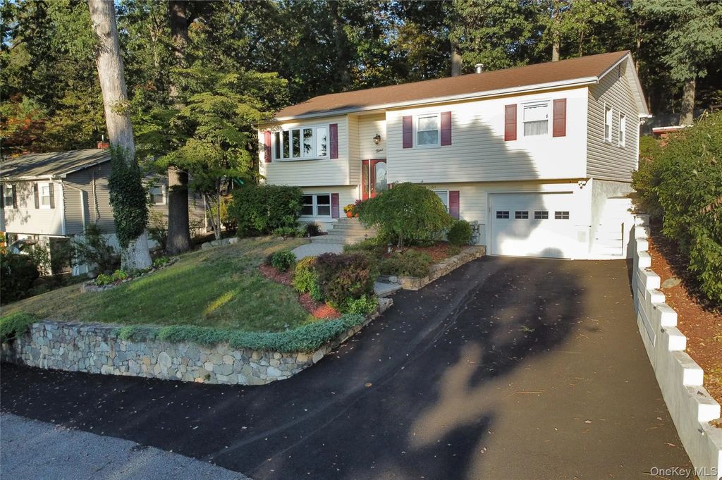 9 Prospect Place, Suffern