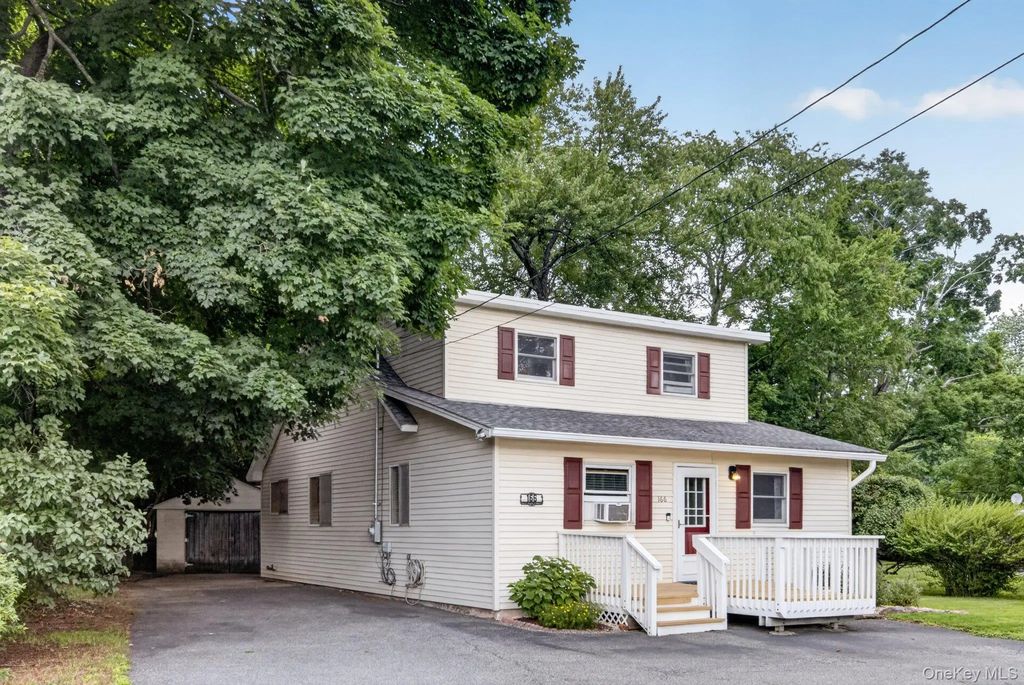 166 E Main Street, Washingtonville