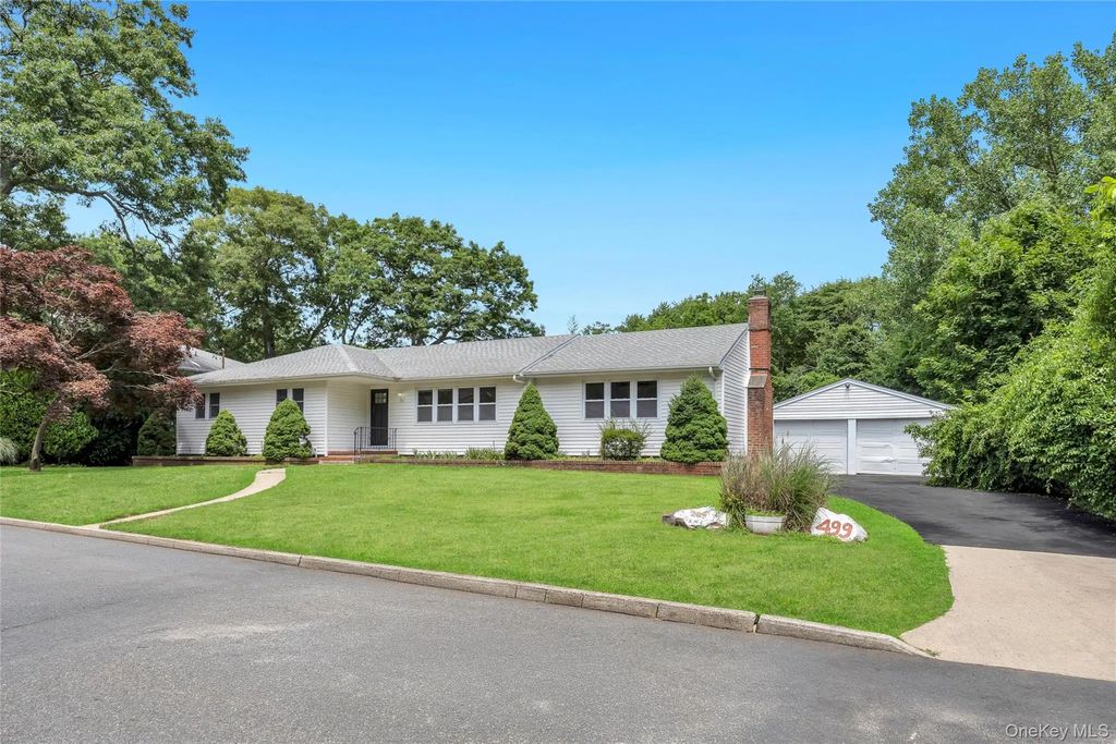 499 Silver, West Babylon
