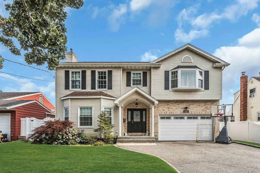 2800 Janet Avenue, North Bellmore