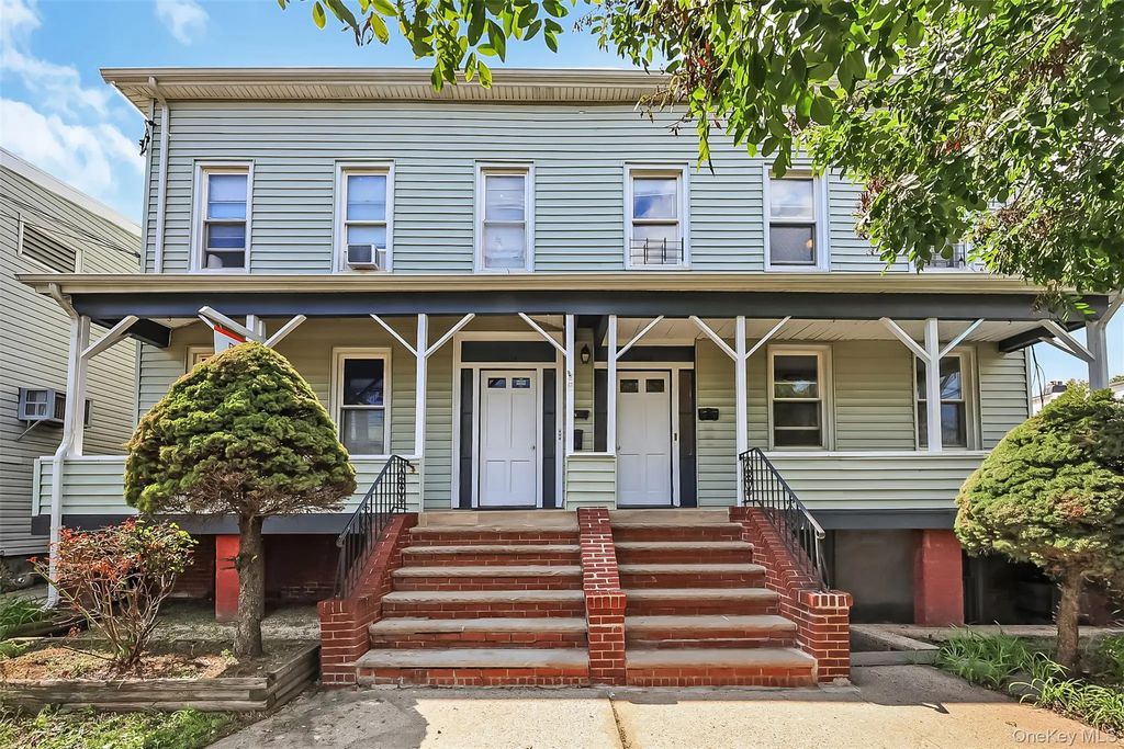 22-12/14 126th Street, College Point