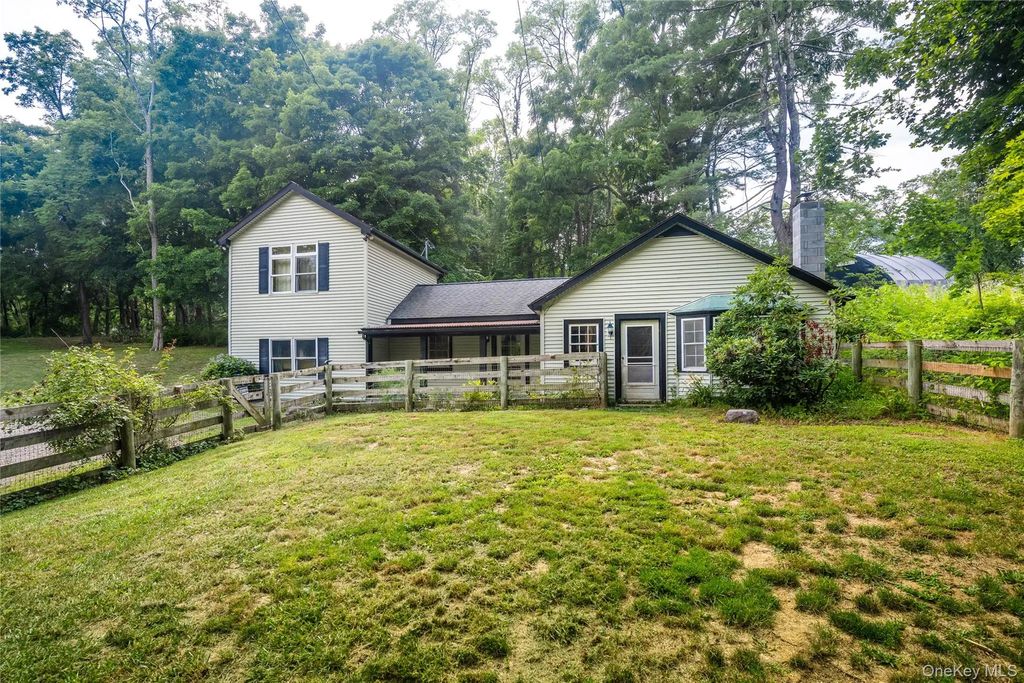 205 Marshall Road, Salt Point
