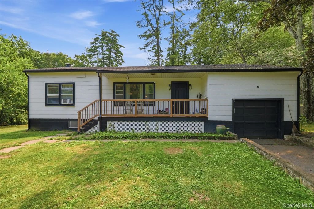 98 Dellay Avenue, Kingston
