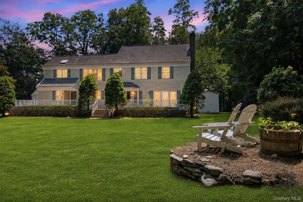 16 Old Field Lane, Mount Sinai