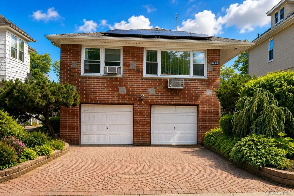 4709 156th Street, Flushing