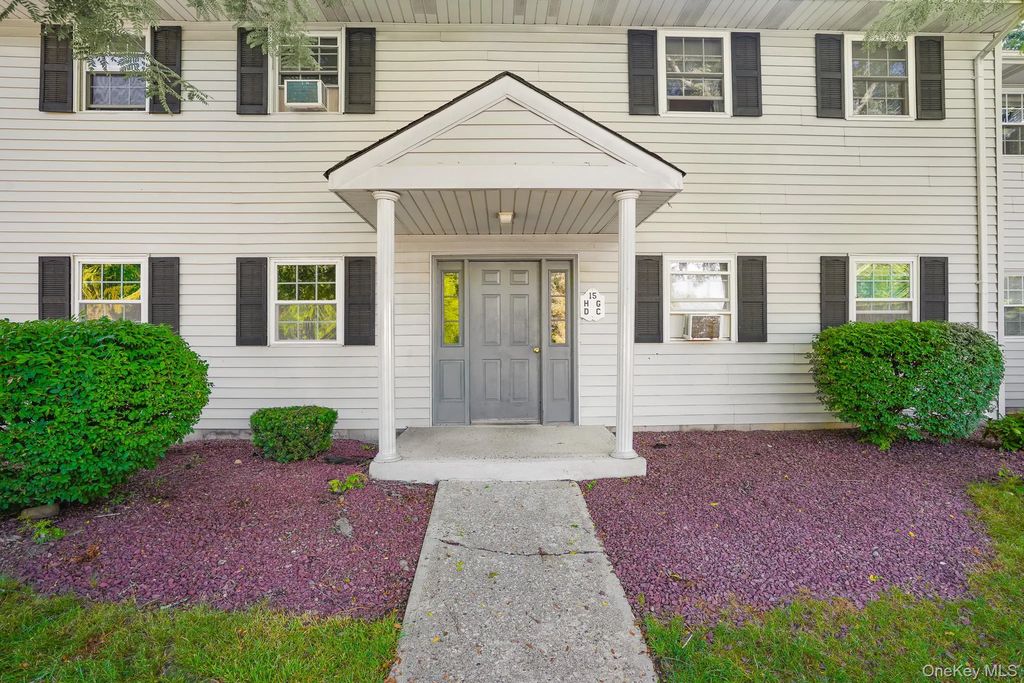 15 Fern Court # D, Fishkill