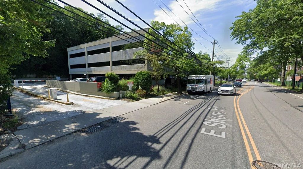 233 E Shore Road # 210 B, Great Neck