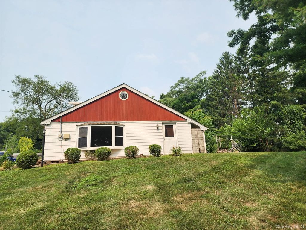 32 Osborne Hill Road, Wappingers Falls