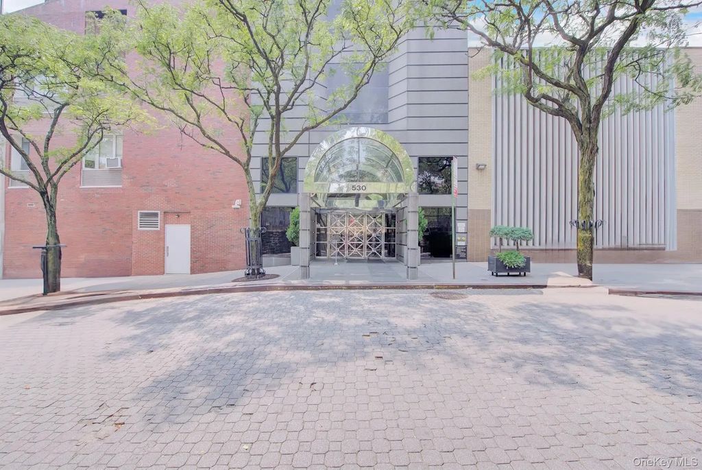 530 E 76th Street # 34/35, New York (Manhattan)
