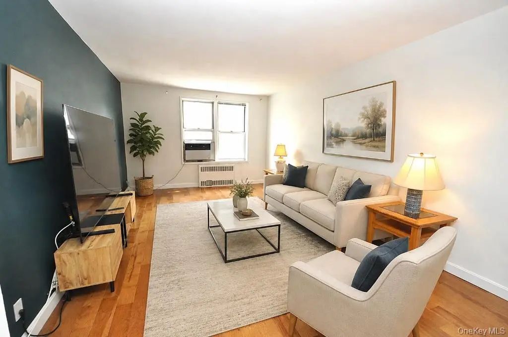 491 Riverdale Avenue # 3c, Yonkers