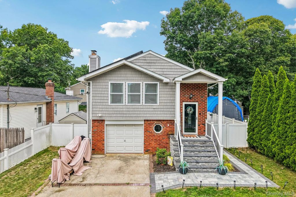 234 Buffalo Avenue, Medford