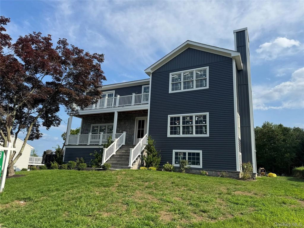 80 Lenape Road, Pearl River