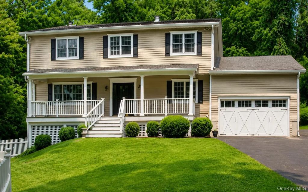1 Sabbathday Hill Road, South Salem