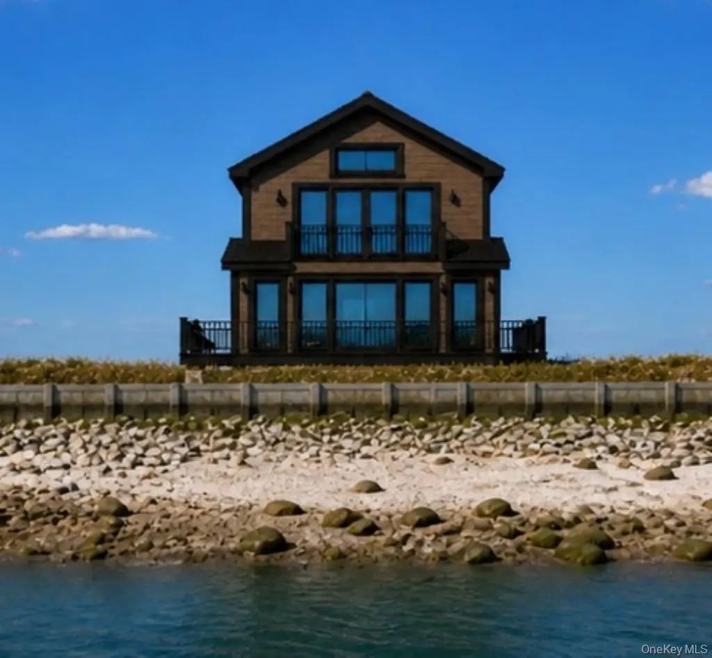55915 County Road 48, Greenport