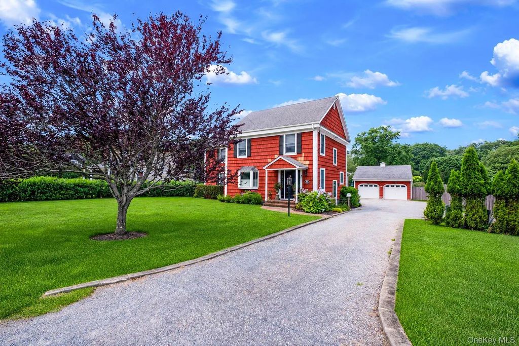 312 Riverside Drive, Riverhead