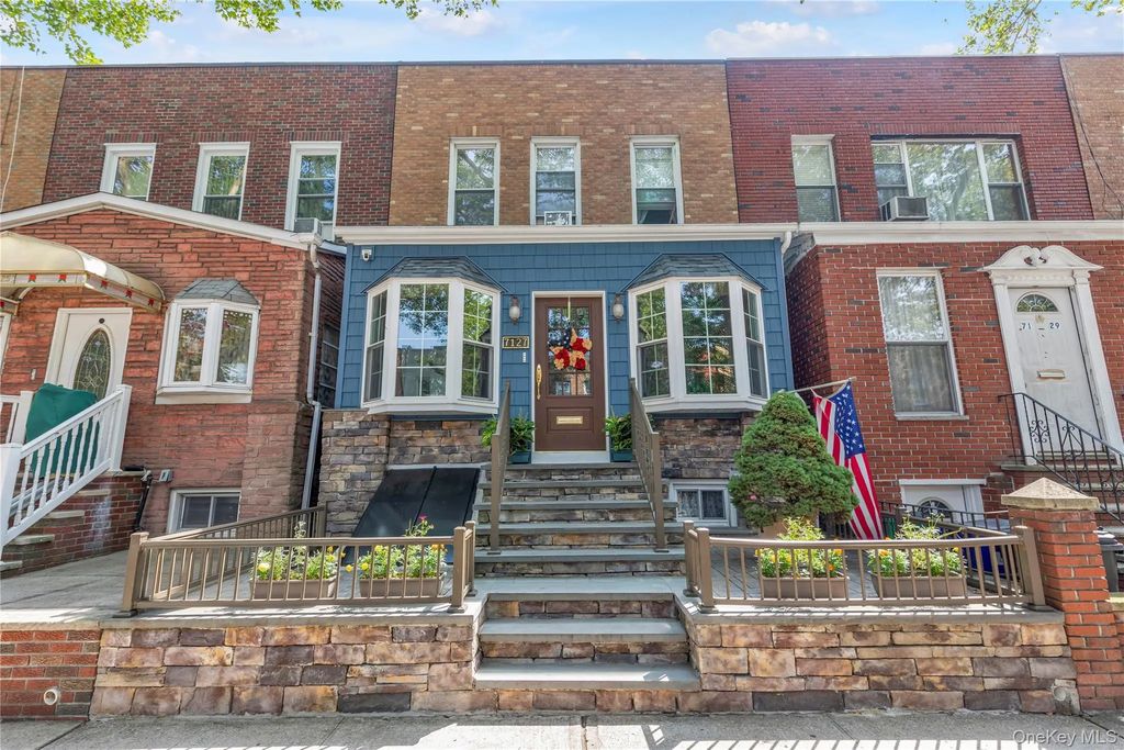 71-27 68th Street, Glendale