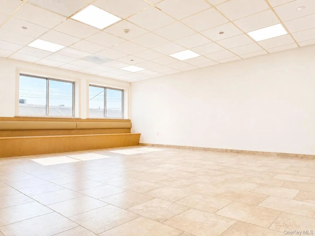 2040 129th Street # 2f, College Point
