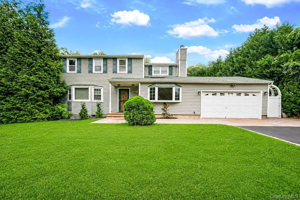 35 Scout Trail, Ridge