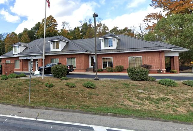 819 Little Britain Road, New Windsor