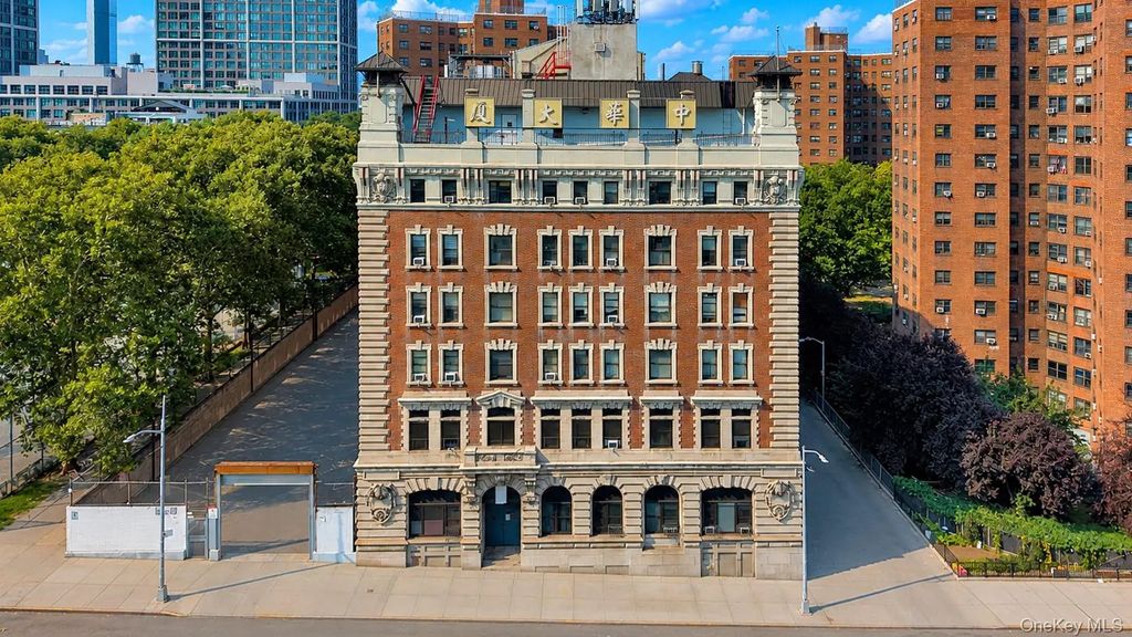 167 Sands Street # 406, Brooklyn
