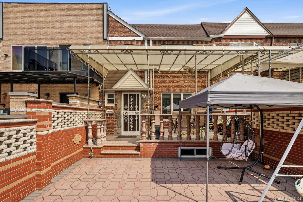 99-57 65th Road, Rego Park