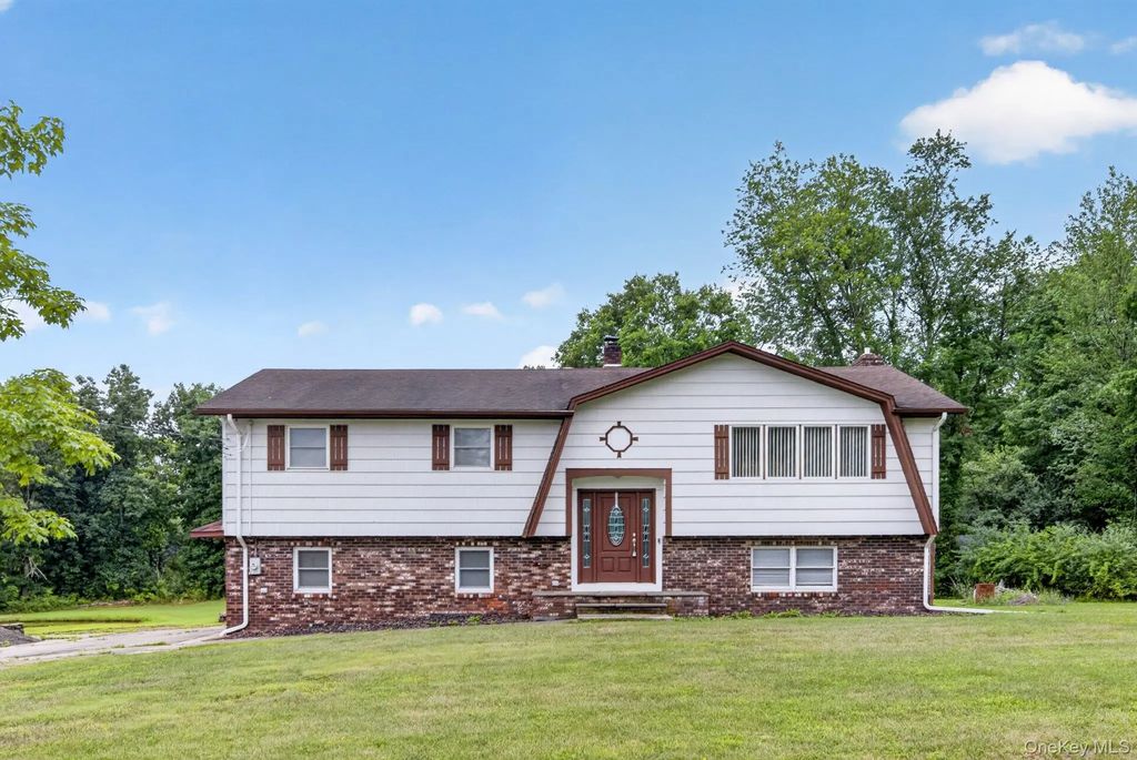 245 Stony Ford Road, Middletown
