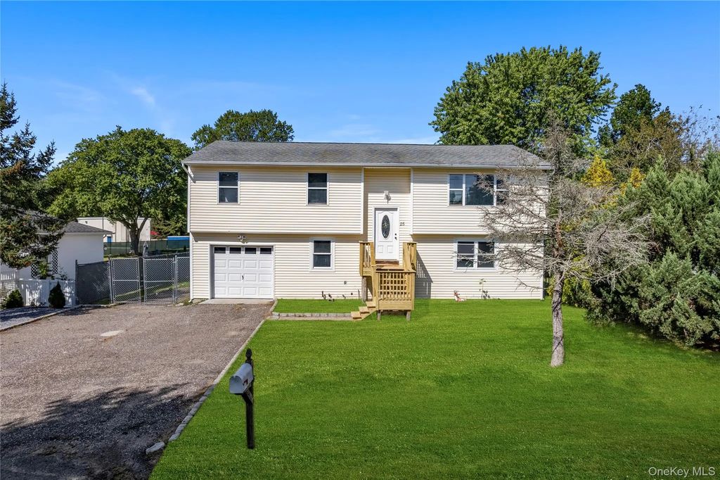 25 Marshall Street, Patchogue