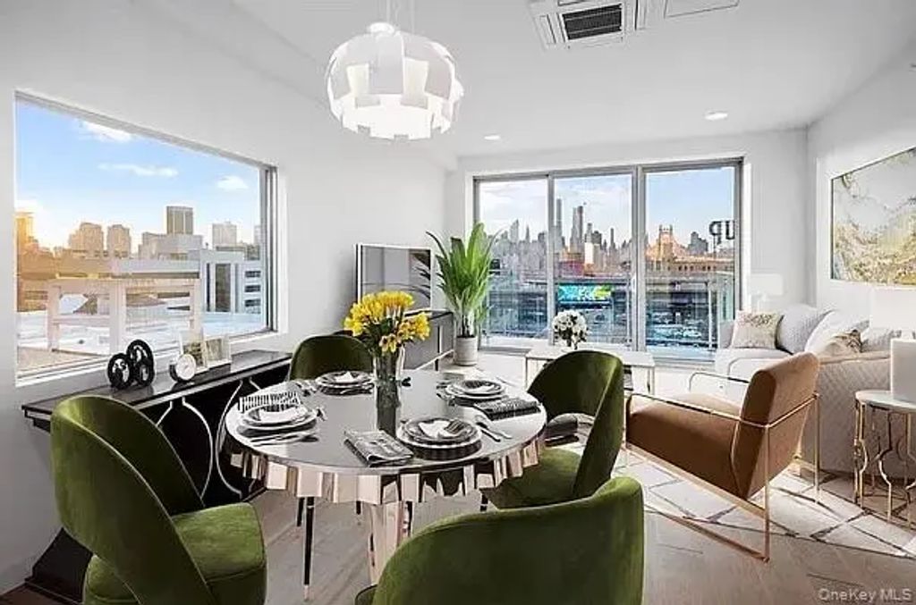 4244 Crescent Street # 6b, Long Island City