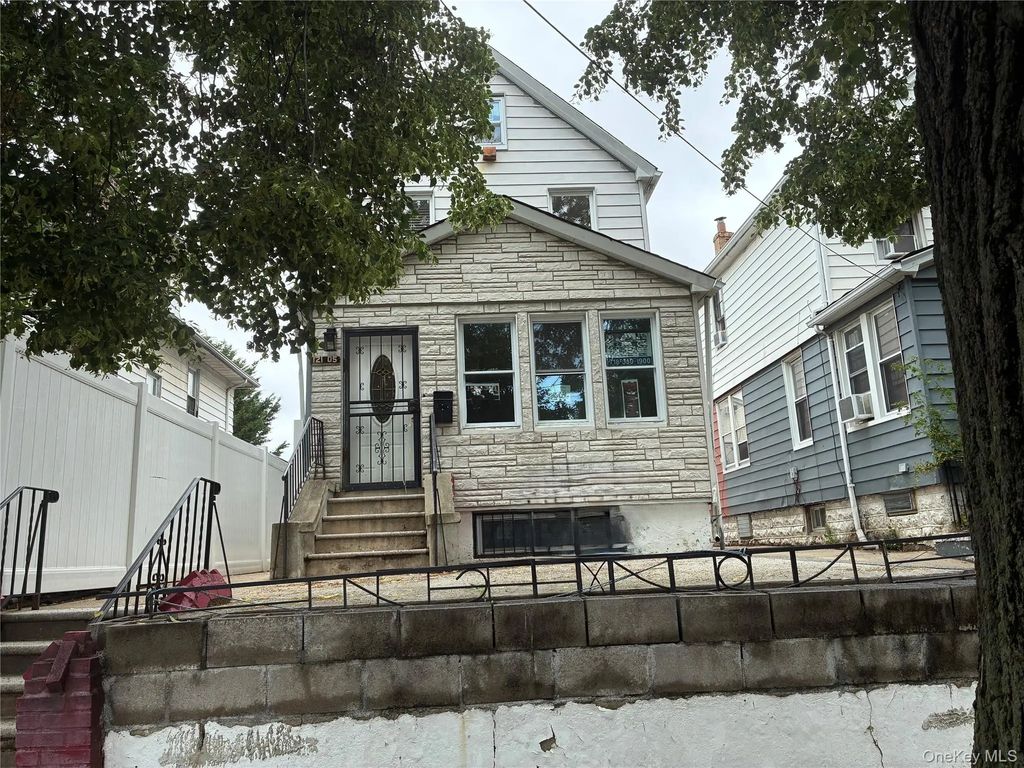 12105 Linden Boulevard, South Ozone Park