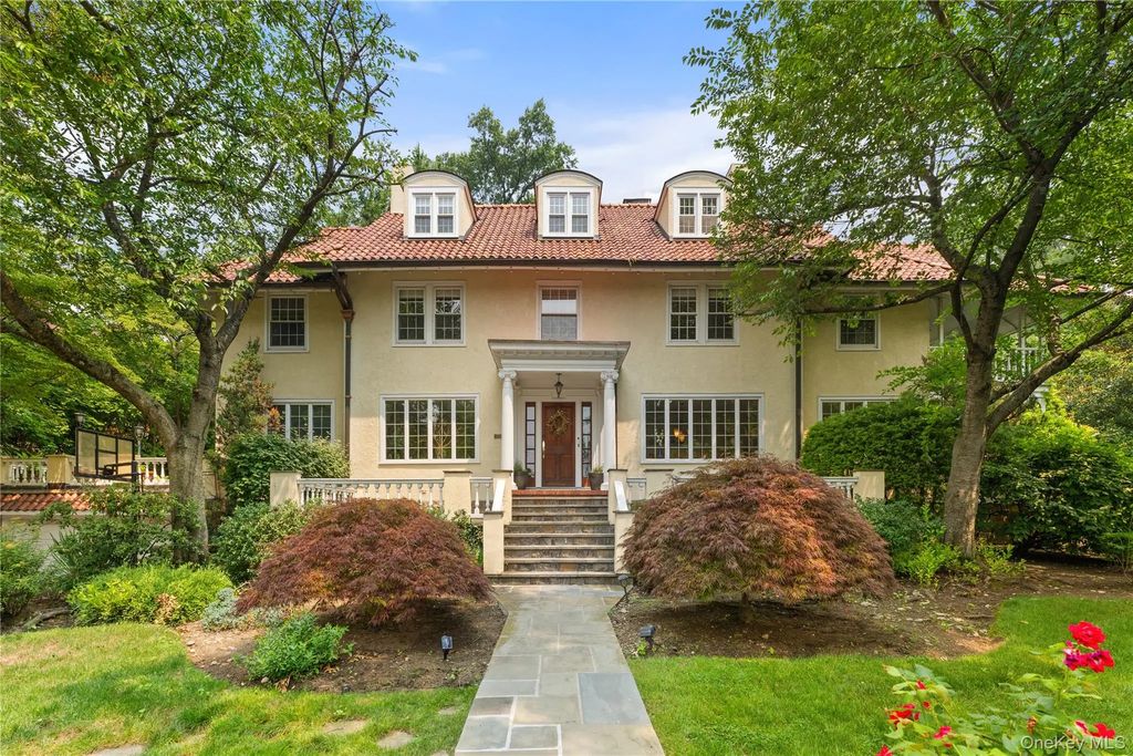 2 Dellwood Road, Bronxville
