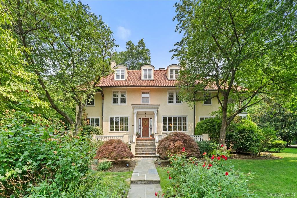 2 Dellwood Road, Bronxville