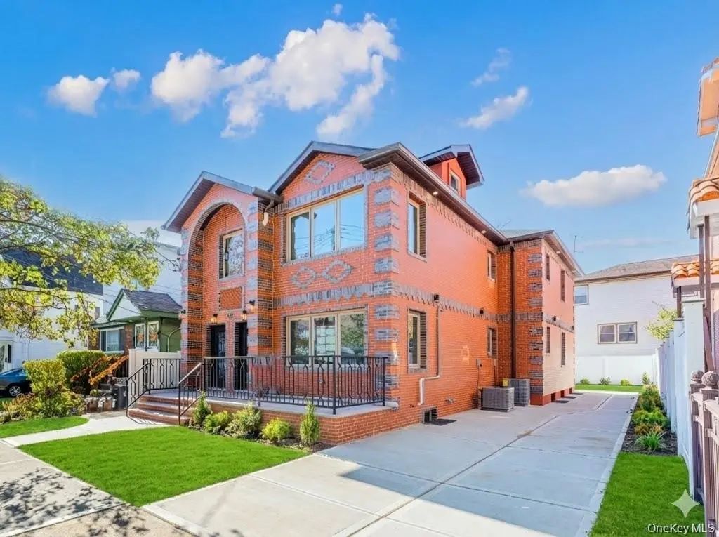 4634 211th Street, Bayside