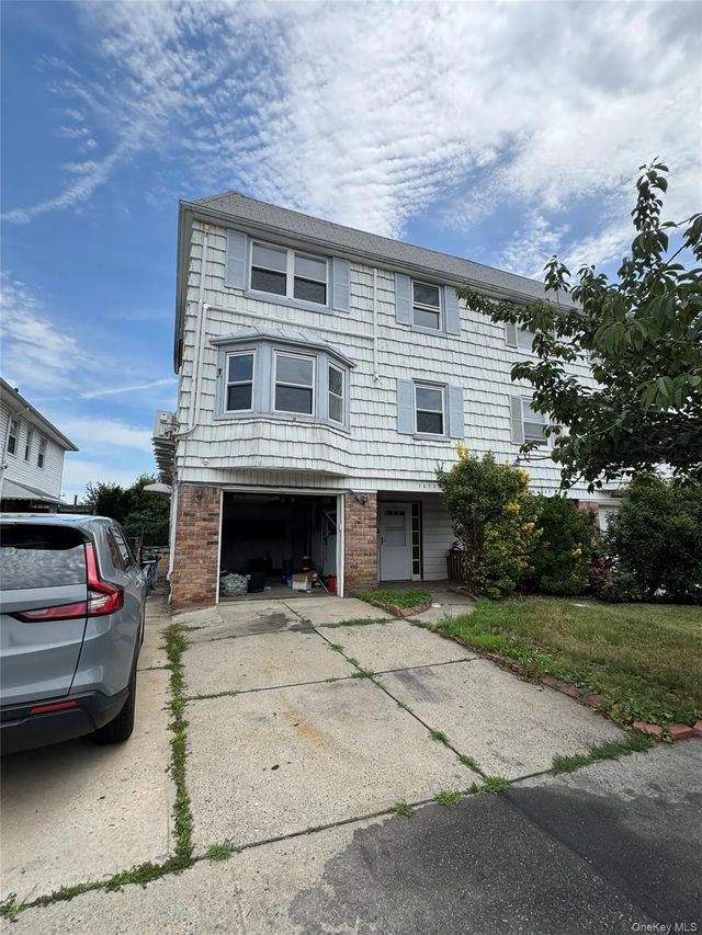 Photo of Listing #1027364