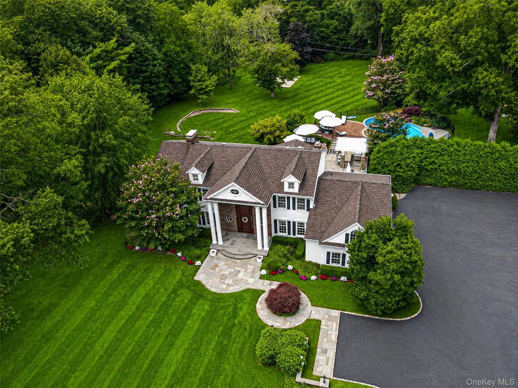 15 Dogwood Hill, Brookville