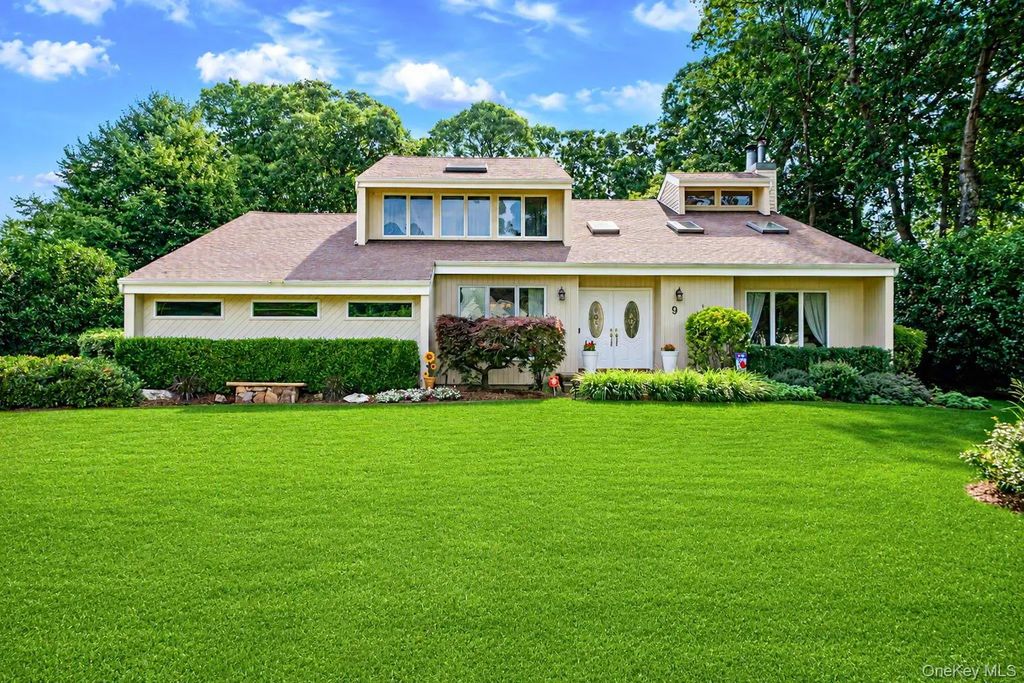 9 Amber Lane, Wading River