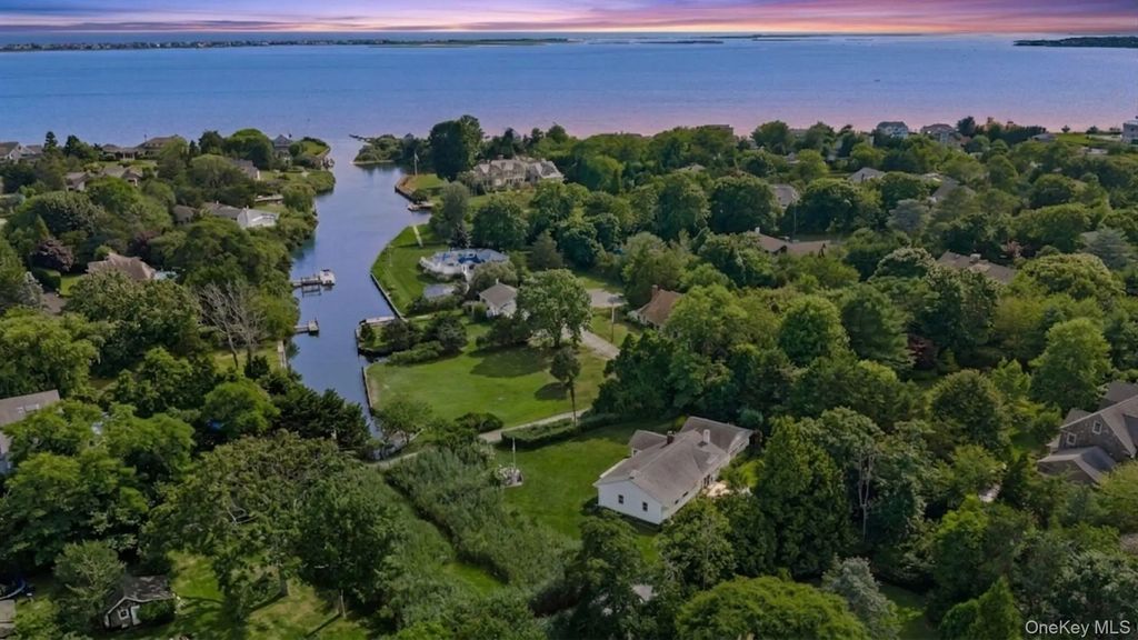 31b Club Lane, Remsenburg