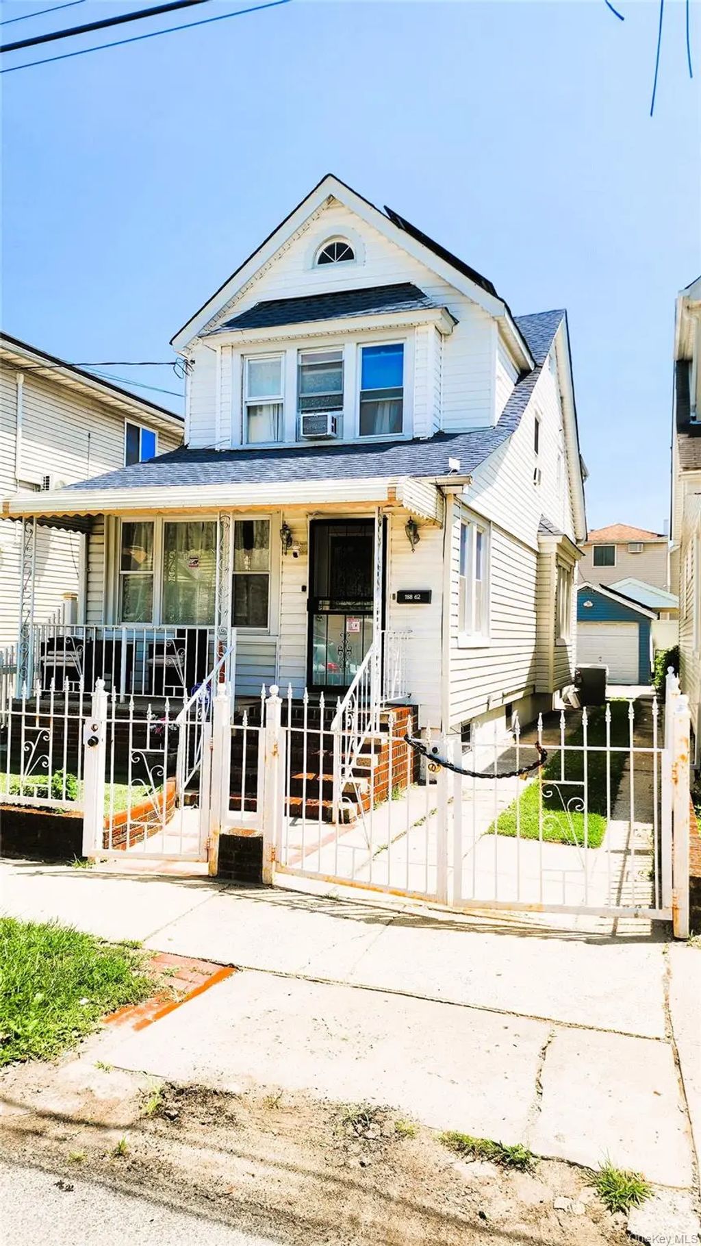 188-62 120th Road, Saint Albans