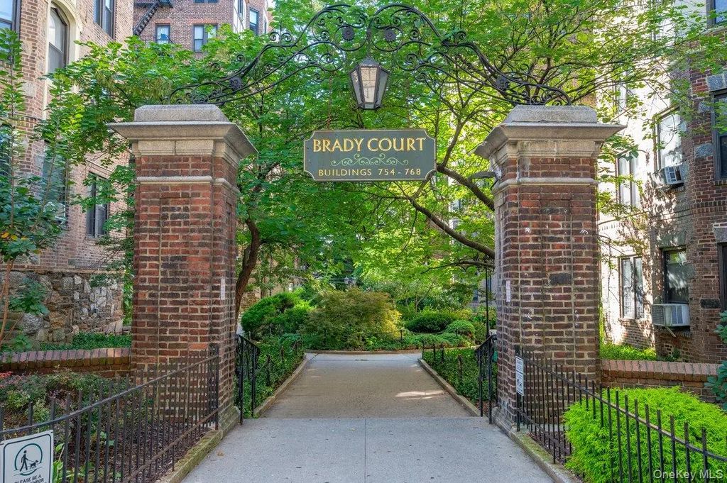 756 Brady Avenue # 609, Bronx