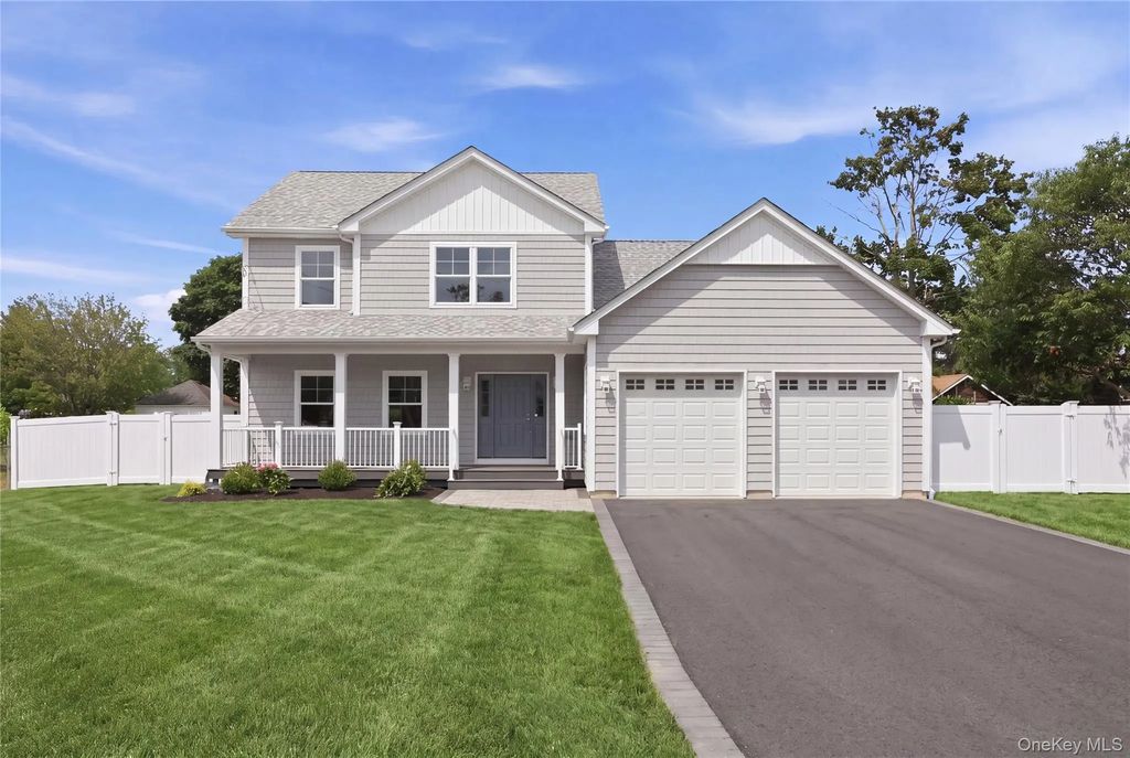 152 Jayne Avenue, Patchogue