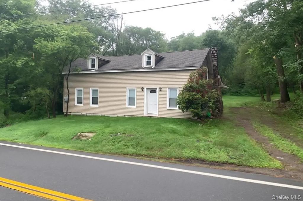 2453 State Route 209, Wurtsboro