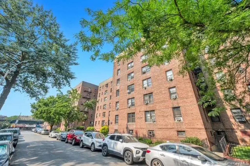 37-50 87th Street # 1c, Jackson Heights