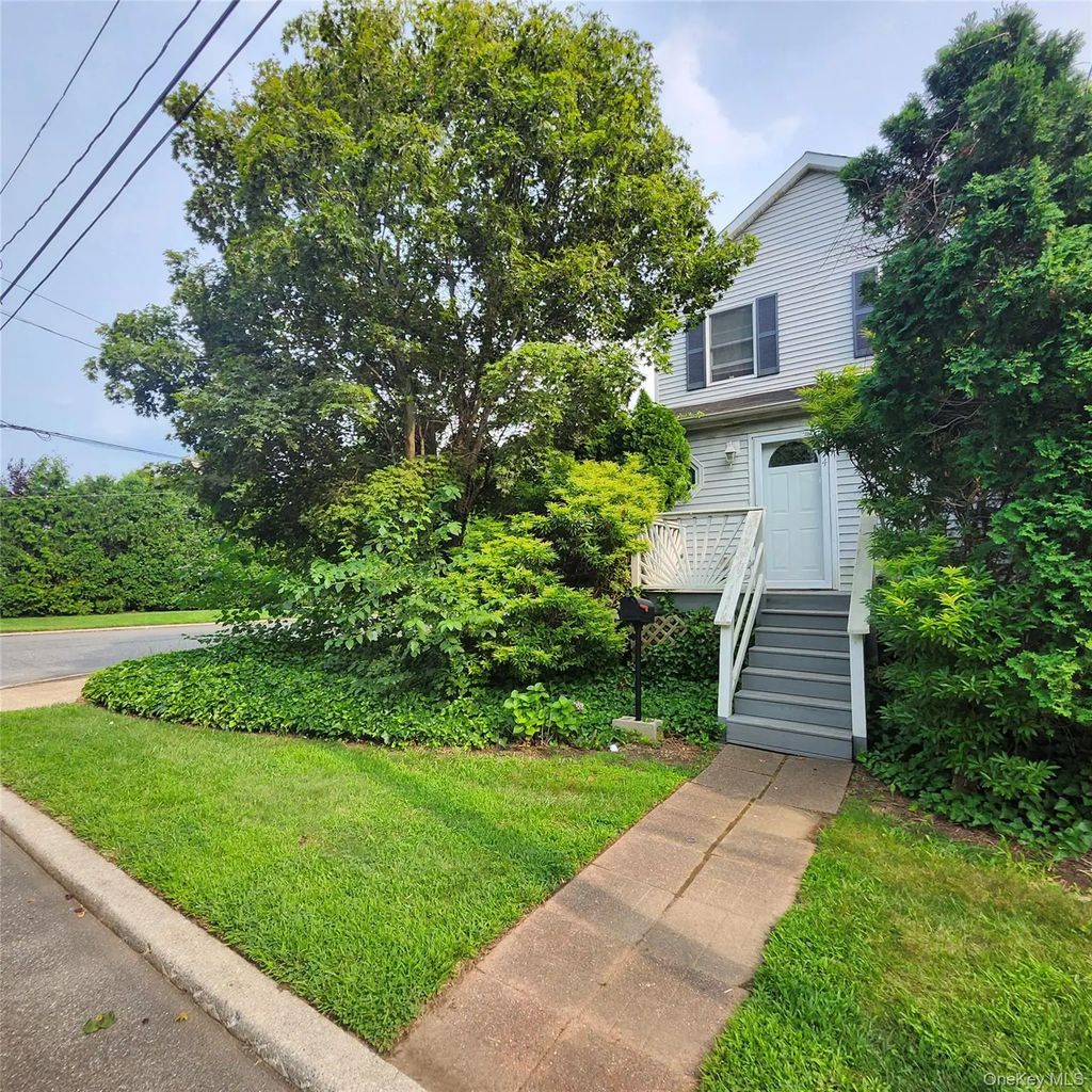 34 Parkside Drive, Jericho