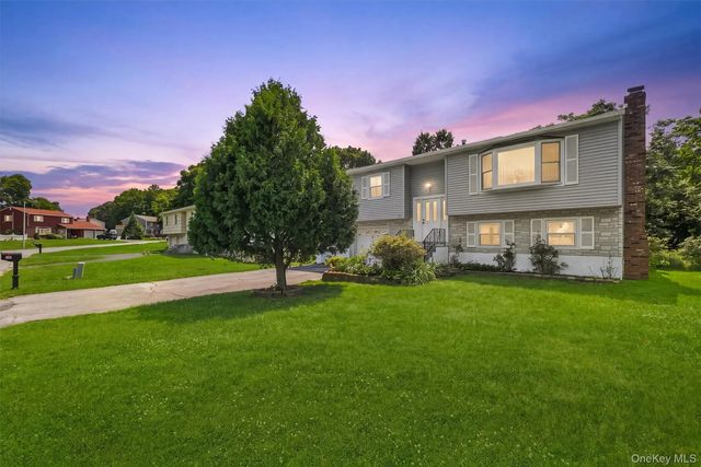 41 Keats Drive, New Windsor