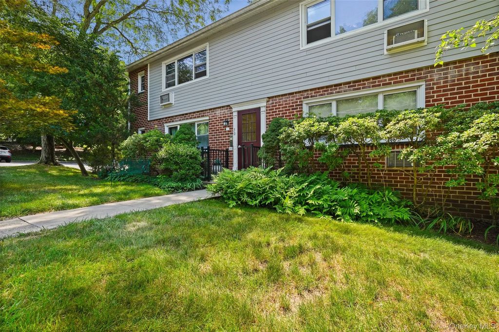 50 Charter Circle # C, Ossining