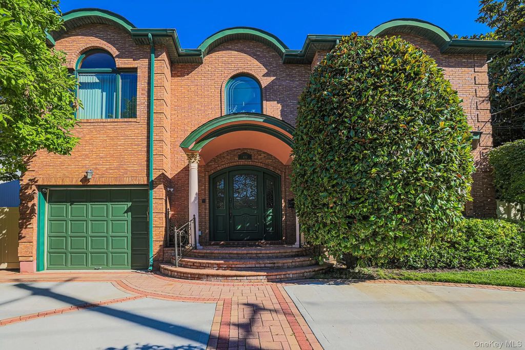 410 Broadway, Cedarhurst