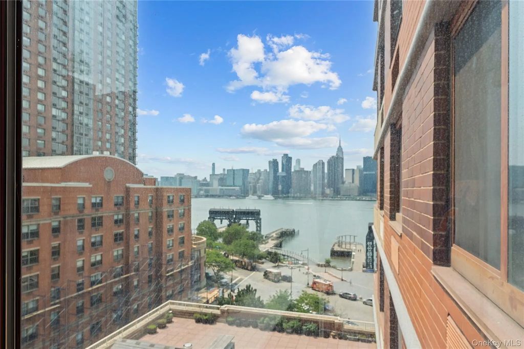 4-74 48th Avenue # 9n, Long Island City