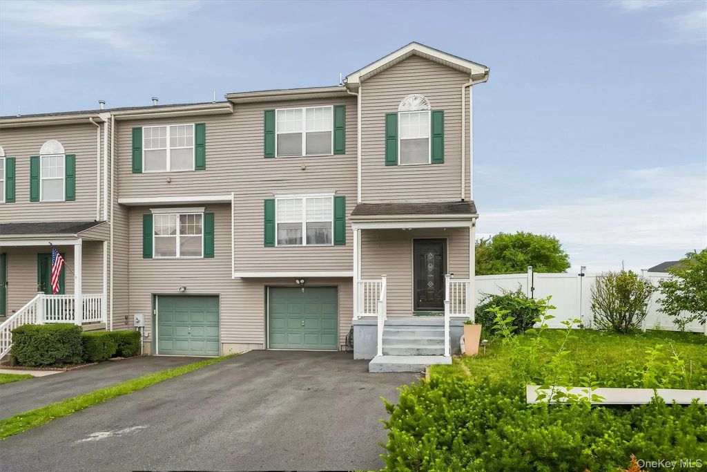 35 Helene Road, Warwick