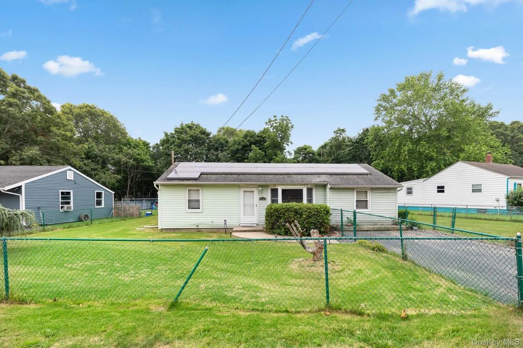 27 Philip Street, Riverhead